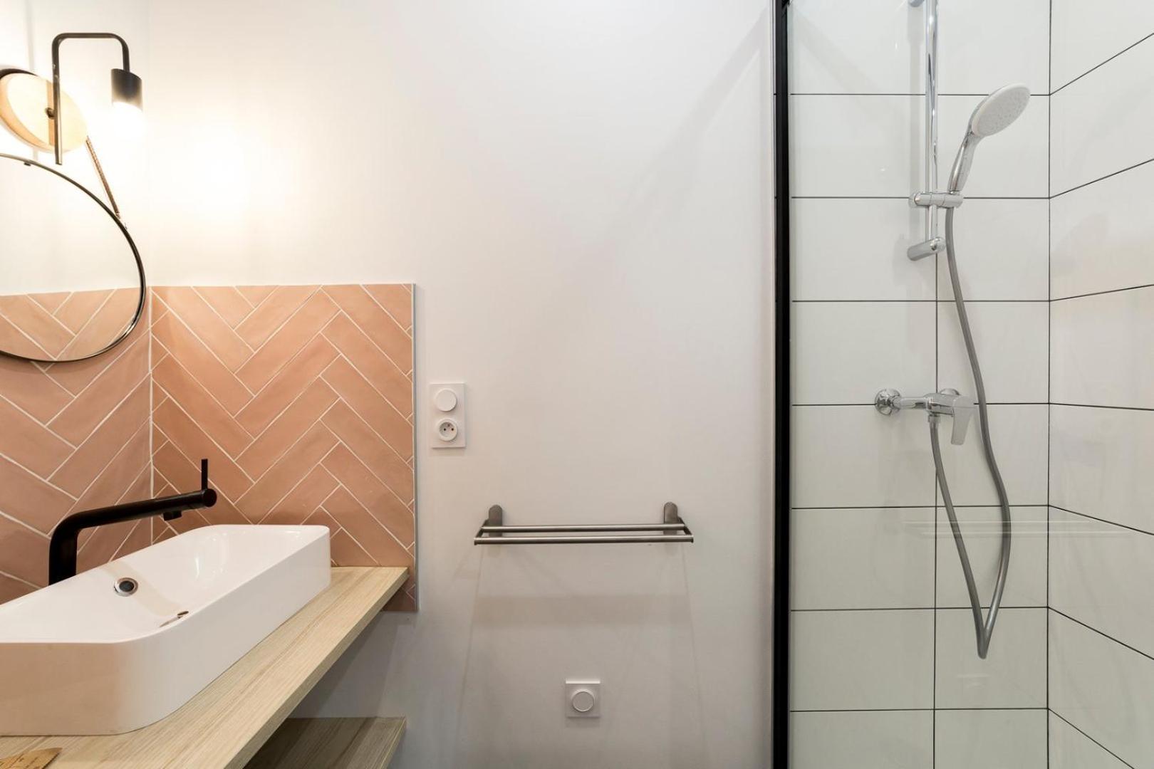 Studio - Proche Metro Ail Lyon Ngoại thất bức ảnh